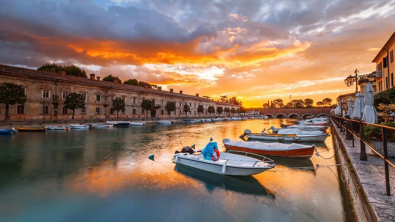 Villetta Mazzini Front Lake - Happy Rentals Peschiera del Garda